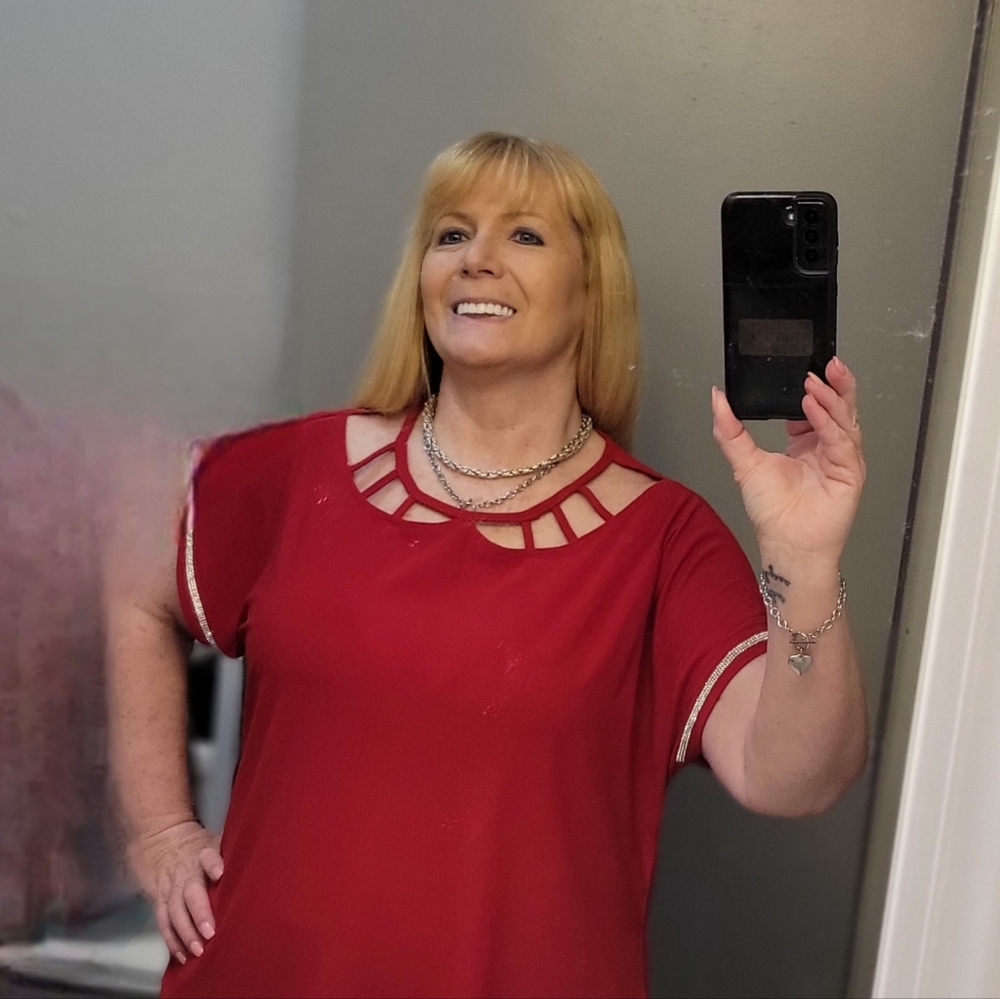 Scarlett Women's Red Dressy Blouse Sz XXL